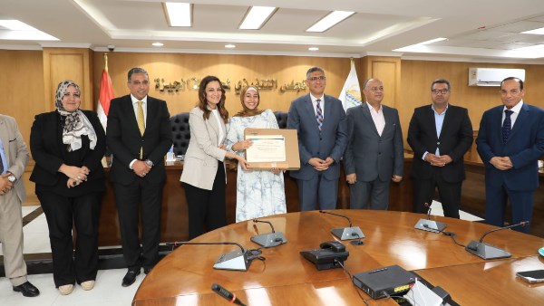 حفل تكريم مهيب لمحافظ الجيزة بأوائل الثانوية العامة والدبلومات الفنية من أبناء المحافظة