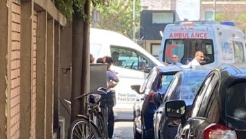 “وداع مؤثر لأيقونة الفن”  
استعدادات تشييع جثمان لطفي لبيب 2023، تفاصيل حصرية وصور حية من الحدث.
