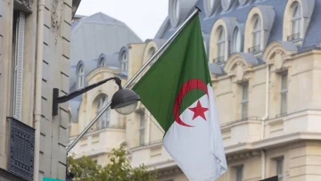 هل أنت مستعد للتغيير؟ اكتشف تفاصيل سن التقاعد الجديد للمتقاعدين في الجزائر لعام 2025 وكيف سيؤثر عليك!