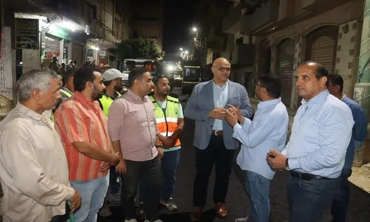 محافظ القليوبية يتابع مشروع رصف شارع مجدي زيدان في مدينة بنها