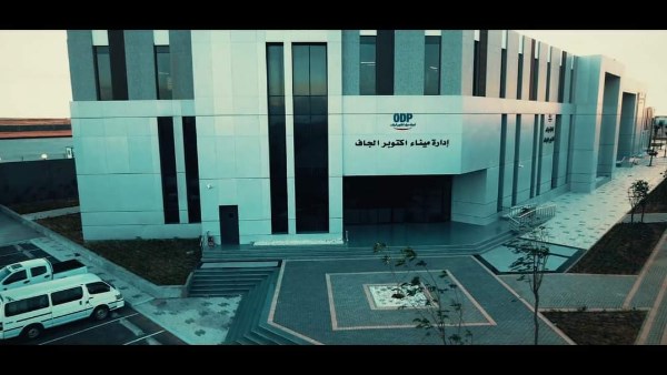 اكتشف كيف يُخفّف أكتوبر الجاف الضغط عن البحرية بينما يستمر في استقبال الحاويات!