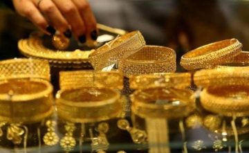 سعر الذهب يتأرجح بين الارتفاع والانخفاض في منتصف تعاملات الأربعاء 6 أغسطس 2025