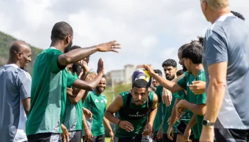 صفقة مثيرة: الأهلي السعودي يعلن عن التعاقد مع نجم دفاع الاتفاق!